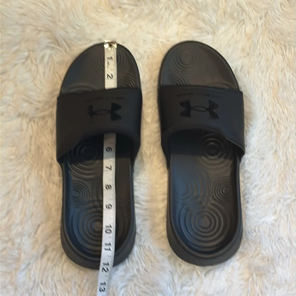 Under Armour Slides (Black) new without tags